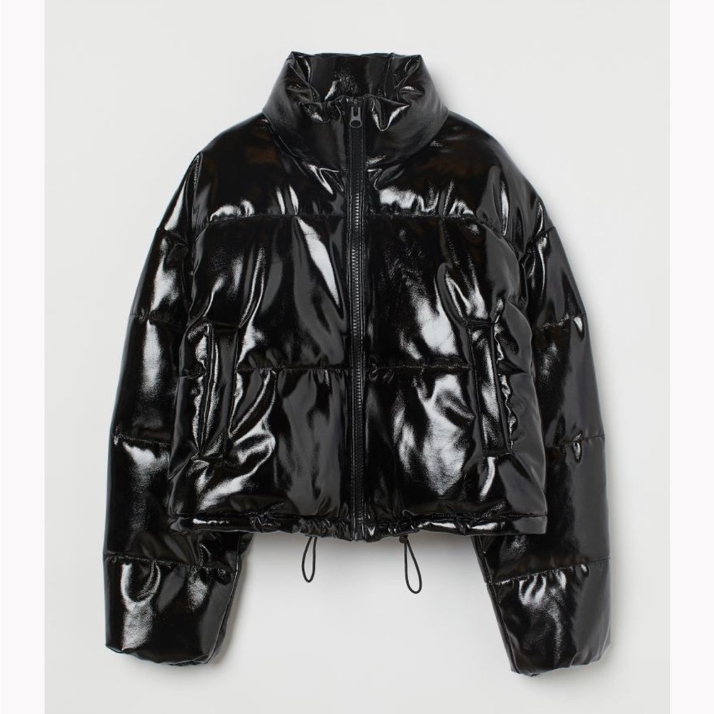 NWT short black puffer jacket